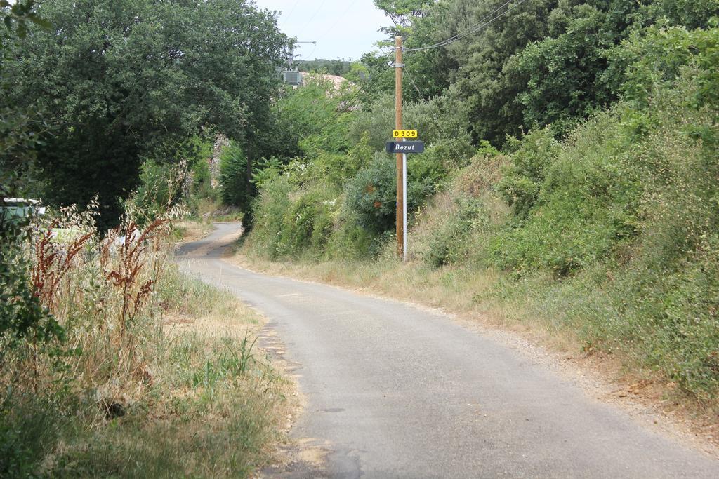 Gite De Bezut Baron  Exterior foto